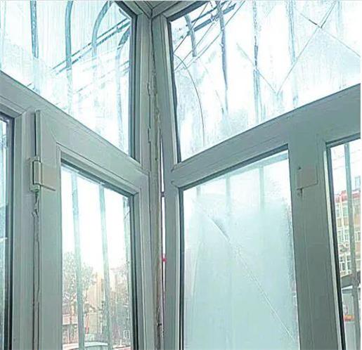 PVC window is easy to get deform under low temperature environment