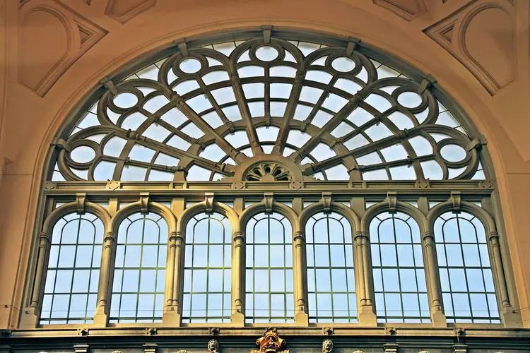 Popular European windows-not friendly to zero carbon
