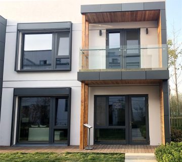 Passive house windows need the help of vacuum double glazing to achieve better thermal performance